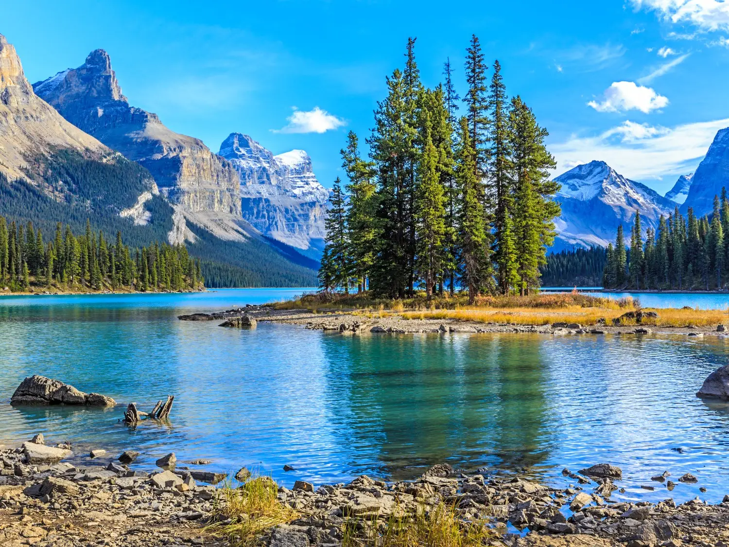 Maligne Lake, Jasper, Canada
