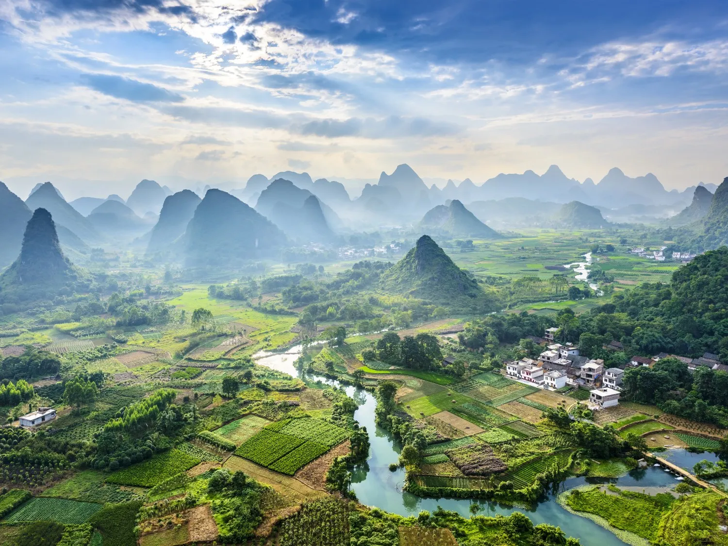 Li River and Karst mountains in China